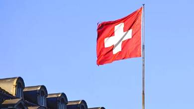 ​سويسرا تحظر استيراد الذهب من روسيا